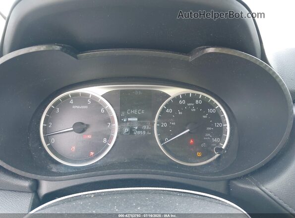 3N1CN8DV1ML809375 2021 NISSAN VERSA Silver Widok tylnych siedzeń