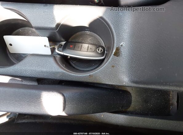 3N1CN8EV7PL865128 2023 NISSAN VERSA Серый Вид панели приборов