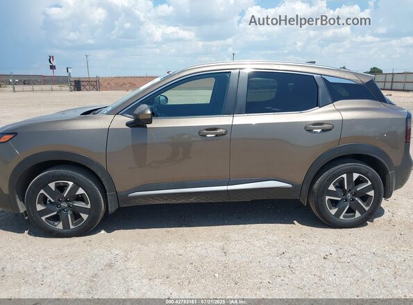 3N8AP6CB3SL397374 2025 NISSAN KICKS Коричневый Панорамный вид салона 360°