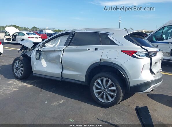 3PCAJ5M13LF107227 2020 INFINITI QX50 Серебряный Задняя левая четверть