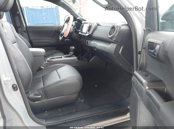 3TYCZ5ANXMT035307 2021 TOYOTA TACOMA Gray Vista interior delantera