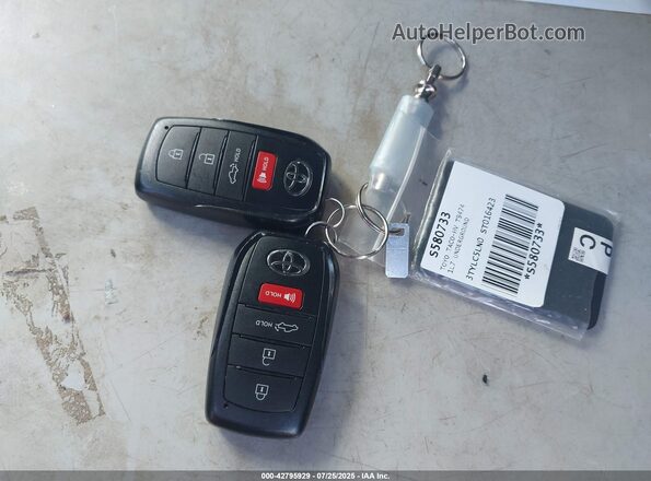 3TYLC5LN0ST016423 2025 TOYOTA TACOMA HYBRID Gray Առջևի վահանակի տեսք
