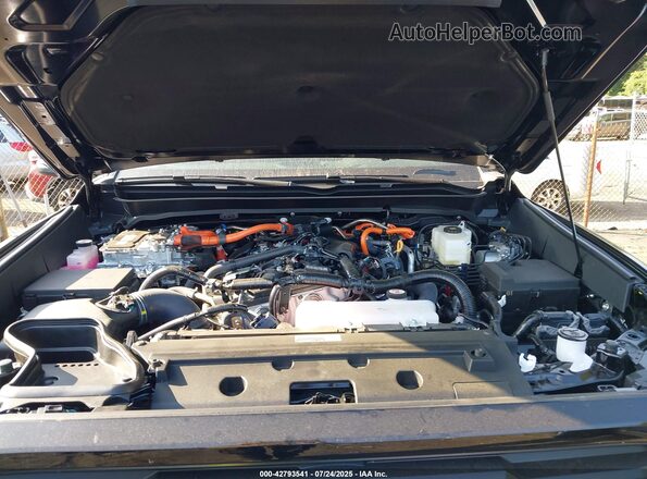 3TYLC5LN9ST029137 2025 TOYOTA TACOMA Black Հետևի տեսք