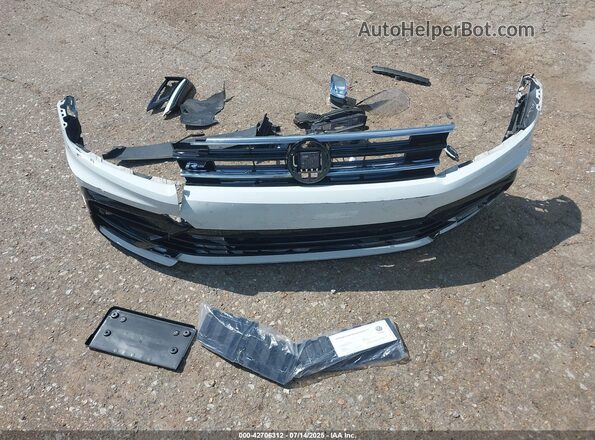 3VV3B7AX2MM108894 2021 VOLKSWAGEN TIGUAN White Widok zestawu wskaźników