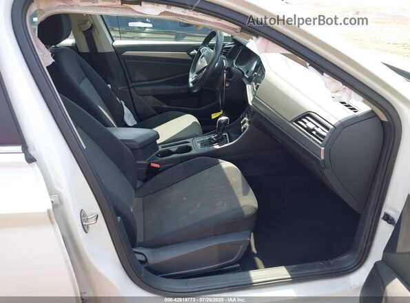 3VWC57BU7MM014727 2021 VOLKSWAGEN JETTA White Вид салону спереду