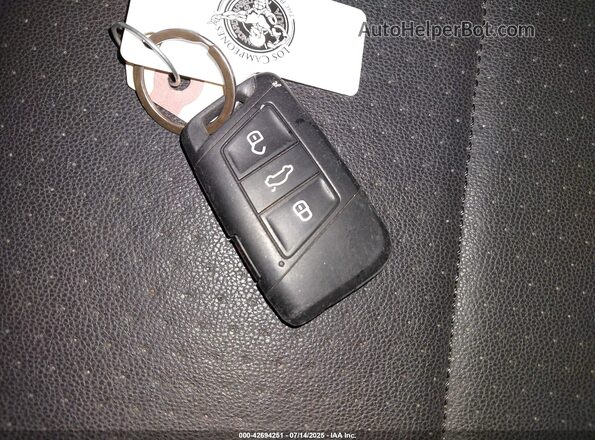 3VWC57BU8MM032959 2021 VOLKSWAGEN JETTA Черный Вид панели приборов