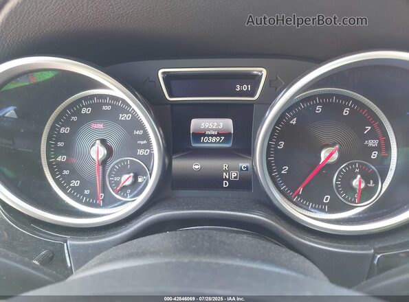 4JGDF7DE5JB008417 2018 MERCEDES-BENZ GLS 550 White Widok tylnych siedzeń