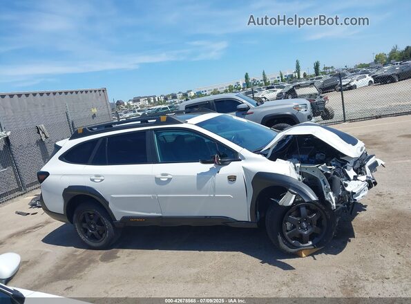 4S4BTGUD2P3205295 2023 SUBARU OUTBACK Белый Панорамный вид салона 360°