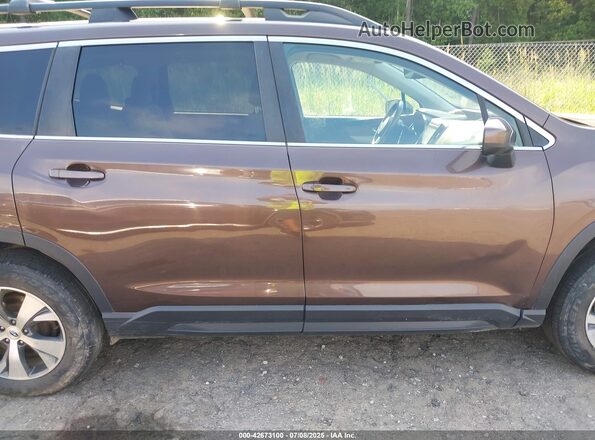 4S4WMAFD2M3466690 2021 SUBARU ASCENT Коричневый Вид задней части салона