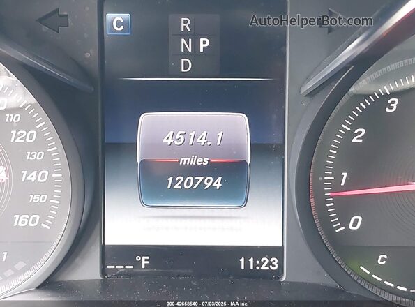 55SWF4KB2JU273845 2018 MERCEDES-BENZ C-CLASS Silver 