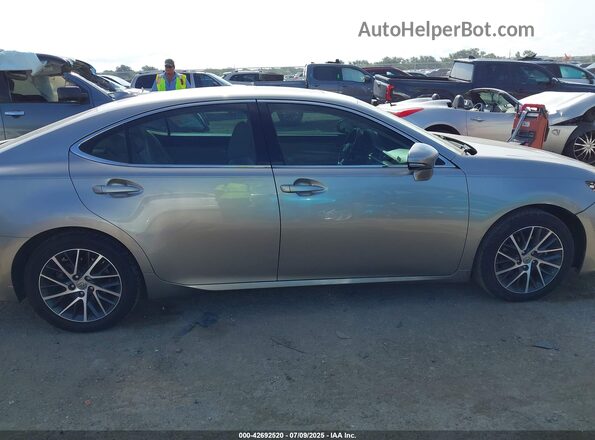 58ABK1GG0HU045802 2017 LEXUS ES Beige უკანა სალონის ხედი