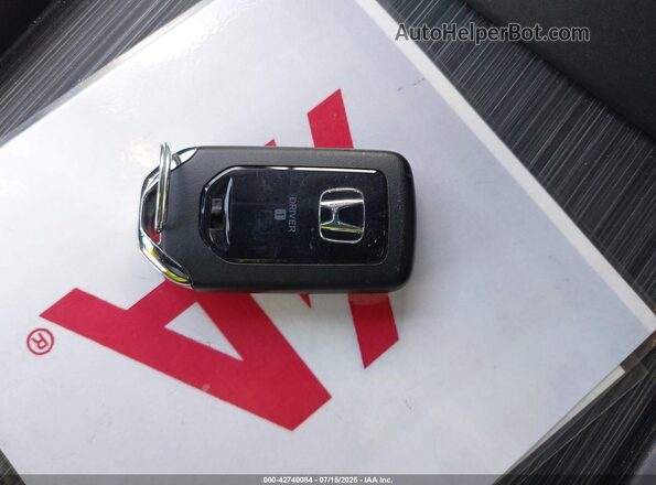 5FNRL6H82PB047005 2023 HONDA ODYSSEY White Առջևի վահանակի տեսք