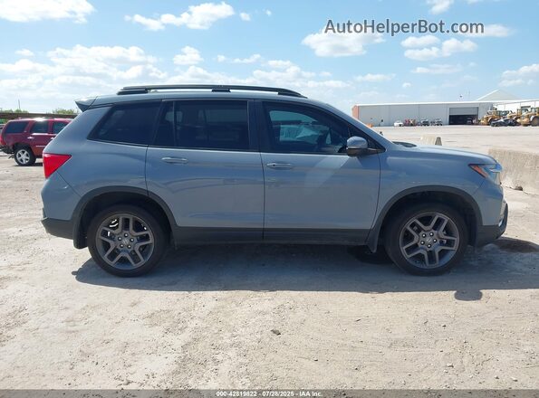 5FNYF8H58NB030274 2022 HONDA PASSPORT Gray Rear interior view