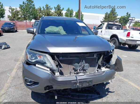 5N1DR2MM2HC913364 2017 NISSAN PATHFINDER Серый Вид задней части салона