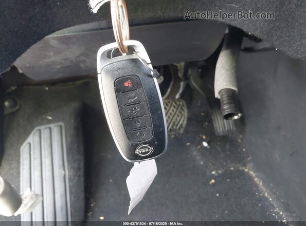 5N1DR3CC4PC256001 2023 NISSAN PATHFINDER Silver Widok deski rozdzielczej