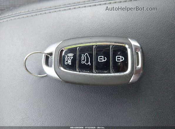 5NMS33AD5KH058997 2019 HYUNDAI SANTA FE Silver Vista del salpicadero