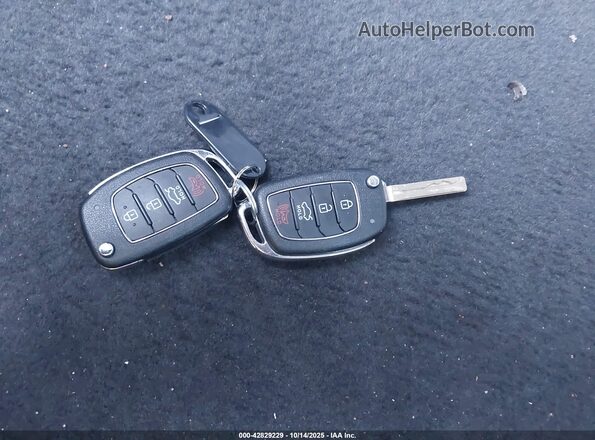 5NPE24AF7JH594925 2018 HYUNDAI SONATA Белый Вид панели приборов