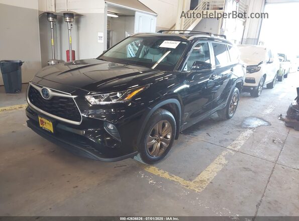 5TDABRCH0PS600030 2023 TOYOTA HIGHLANDER HYBRID Black Առջևի ձախ երեք քառորդ տեսարան