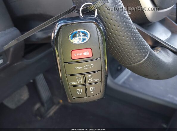 5TDCSKFC2SS166153 2025 TOYOTA SIENNA Gray Вид панелі приладів