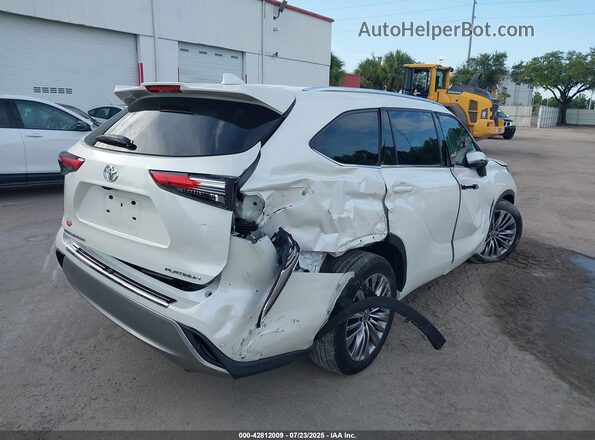 5TDFZRAH1MS070280 2021 TOYOTA HIGHLANDER White Задня права чверть