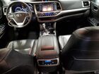 2018 Toyota Highlander Se Gray vin: 5TDJZRFH7JS817346
