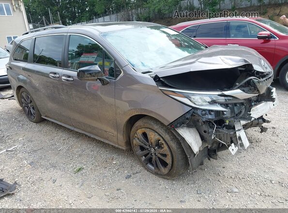 5TDXRKEC7MS065630 2021 TOYOTA SIENNA Gray Передня права чверть