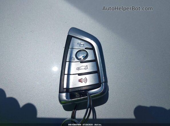 5UXKU2C34H0U28954 2017 BMW X6 Silver Առջևի վահանակի տեսք