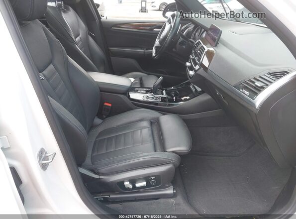 5UXTY5C09M9G40922 2021 BMW X3 White Սալոնի դիմացի տեսք