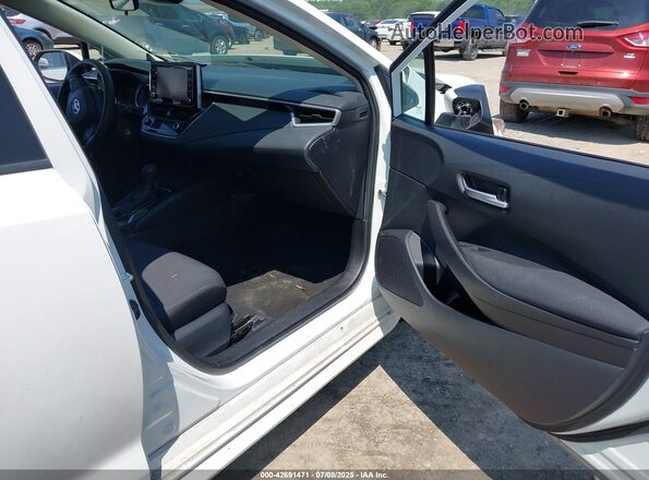 5YFEPMAE4MP192148 2021 TOYOTA LL Белый Вид салона спереди