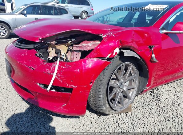 5YJ3E1EB3JF104712 2018 TESLA MODEL 3 Красный Вид спереди