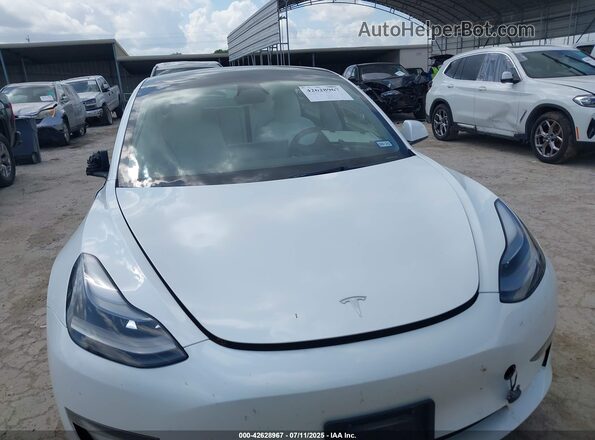 5YJ3E1EB9NF239084 2022 TESLA MODEL 3 White წინა პანელის ხედი