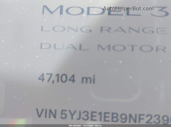 5YJ3E1EB9NF239084 2022 TESLA MODEL 3 White სალონის 360-გრადუსიანი ხედი