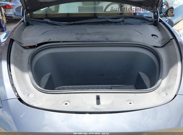 5YJYGAEE3MF144819 2021 TESLA MODEL Y Light Blue Widok z tyłu
