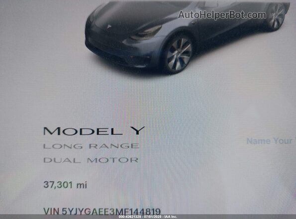 5YJYGAEE3MF144819 2021 TESLA MODEL Y Light Blue Widok tylnych siedzeń