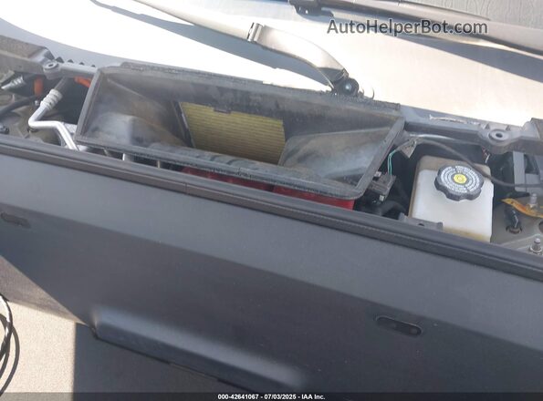 7FCTGAAL8NN002767 2022 RIVIAN R1T White Հետևի տեսք