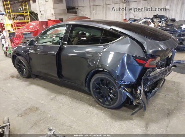 7SAYGAEE2RF071436 2024 TESLA MODEL Y Gray Հետևի ձախ