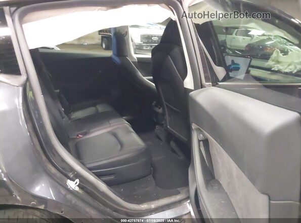 7SAYGAEE2RF071436 2024 TESLA MODEL Y Gray VIN կոդի պիտակի տեսք