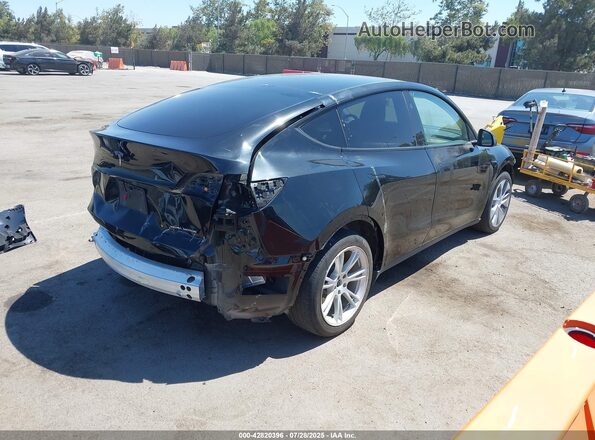 7SAYGAEE6PF904152 2023 TESLA MODEL Y Black Trasero derecho