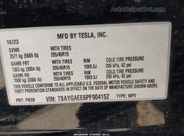 7SAYGAEE6PF904152 2023 TESLA MODEL Y Black Vista del compartimento del motor