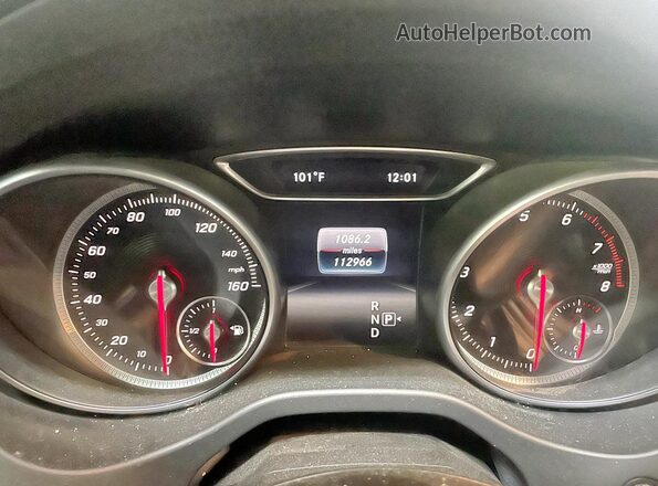 WDCTG4EB4JJ449424 2018 MERCEDES-BENZ GLA-CLASS White Widok zestawu wskaźników