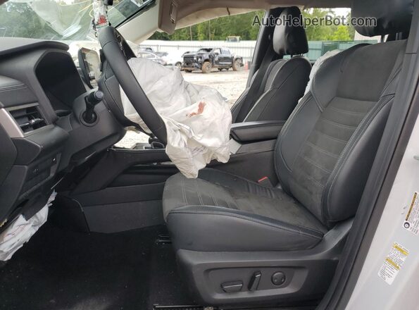 JA4J3UA80PZ025679 2023 MITSUBISHI OUTLANDER Белый Вид салона спереди