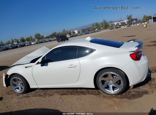 JF1ZCAB18H9603544 2017 SUBARU BRZ Белый Панорамный вид салона 360°