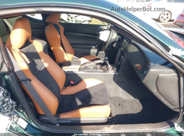 JF1ZNAE14L9750488 2020 TOYOTA 86 Зеленый Вид салона спереди