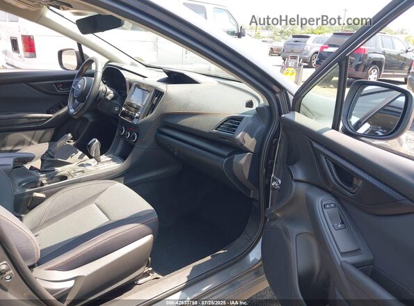 JF2GTAPC2P8260067 2023 SUBARU CROSSTREK Gray Widok wnętrza z przodu