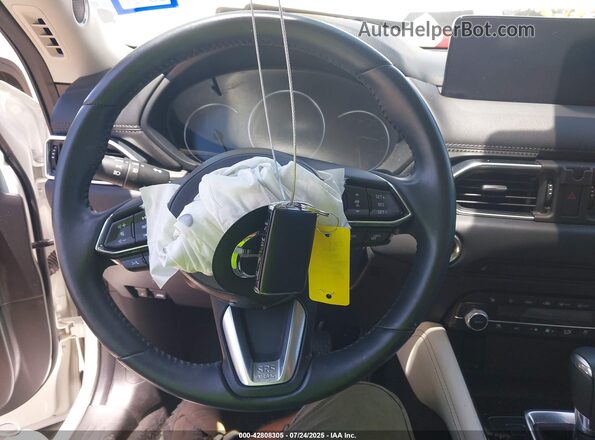 JM3KFBDMXM1457082 2021 MAZDA CX-5 White Вид панелі приладів