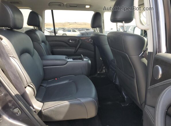 JN8AZ2AF7R9765261 2024 INFINITI QX80 Gray Vista de los asientos traseros
