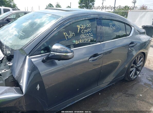 JTHGZ1B20P5067332 2023 LEXUS IS Gray Vista interior trasera