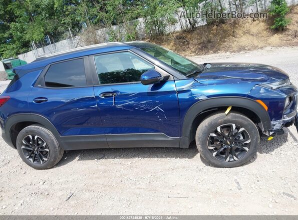 KL79MRSL8NB136067 2022 CHEVROLET TRAILBLAZER Navy Вид задней части салона
