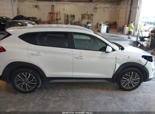 KM8J3CAL4MU314623 2021 HYUNDAI TUCSON White Widok wnętrza z tyłu