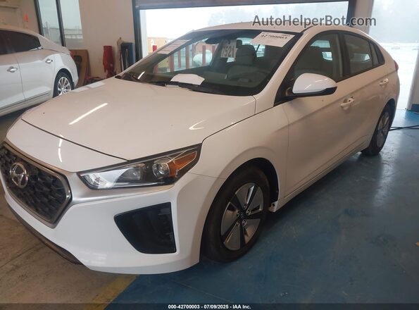 KMHC65LC6MU246382 2021 HYUNDAI IONIQ HYBRID White Przód lewy